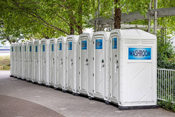 Best Portable bathroom rental  in Sarasota, FL